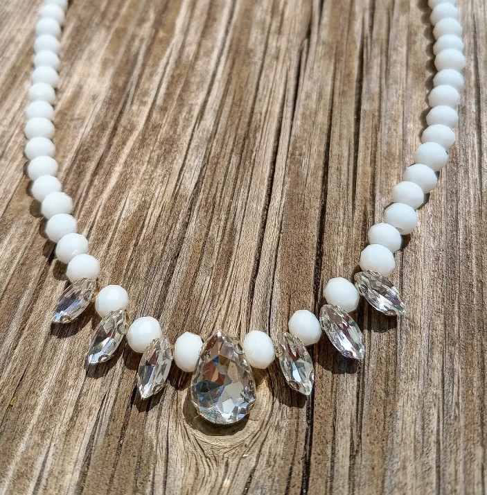 White Summer Necklace